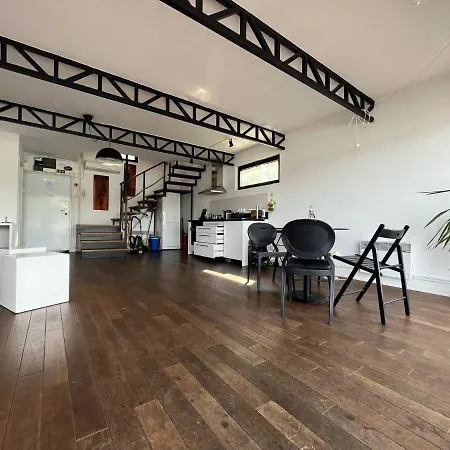 B&B Floating Zen House