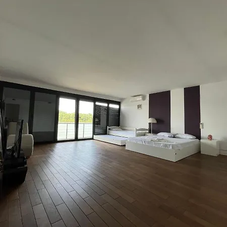 Floating Zen House Bed & Breakfast